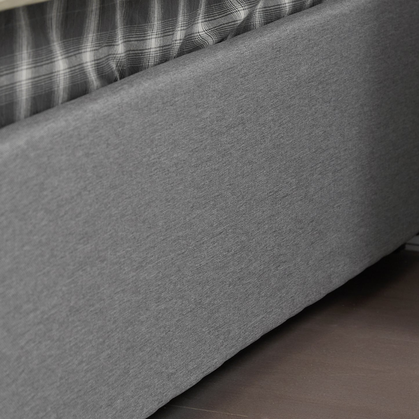 Queen Upholstered Platform Bed with 4 Drawers & Adjustable Tufted Headboard